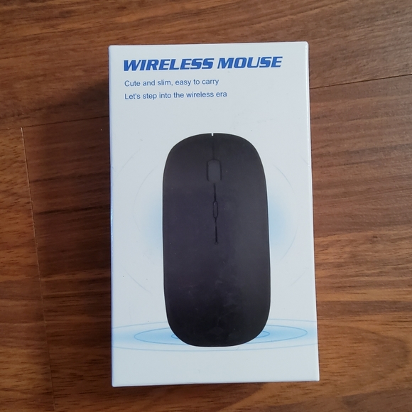Wireless Mouse - Picture 1 of 3
